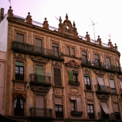 Restauración edificio plurifamiliar