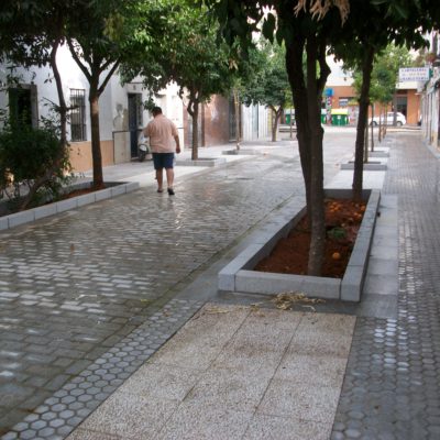 Urbanización de calle peatonal